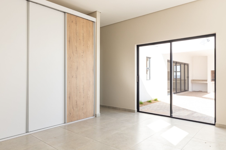 3 Bedroom Property for Sale in Laaiplek Western Cape